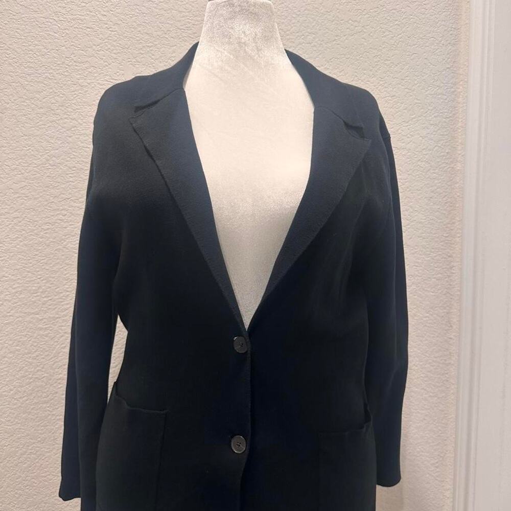 Banana Republic Black blazer with button closure, size L